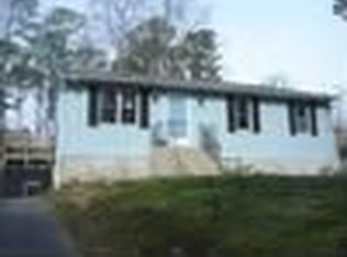 929 Moravia Rd, Lusby, MD 20657