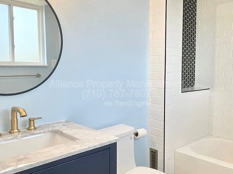 514 Catalina Dr — Photo 24