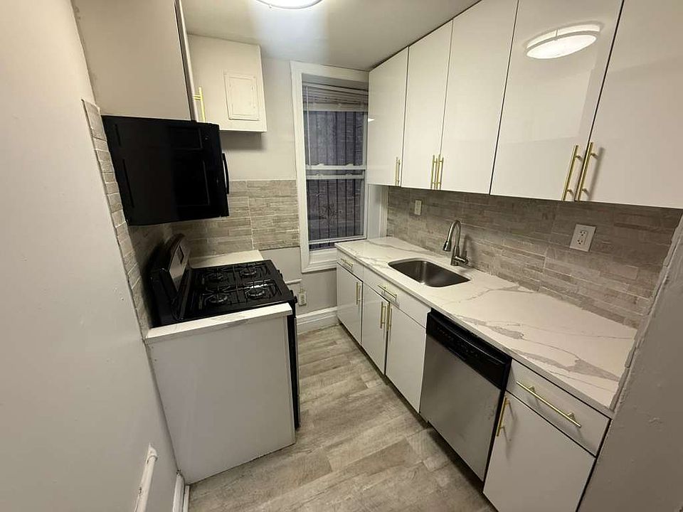 1st image of 205 Monticello Ave #2E