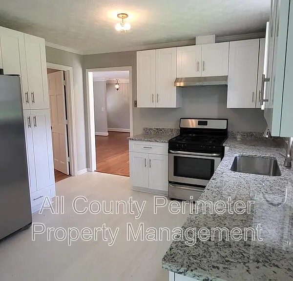 4548 Shallowford Rd — Photo 6