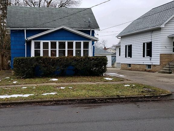 2nd image of 812 Eaton St
