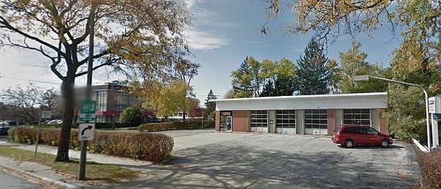 2nd image of 1148 Waukegan Rd