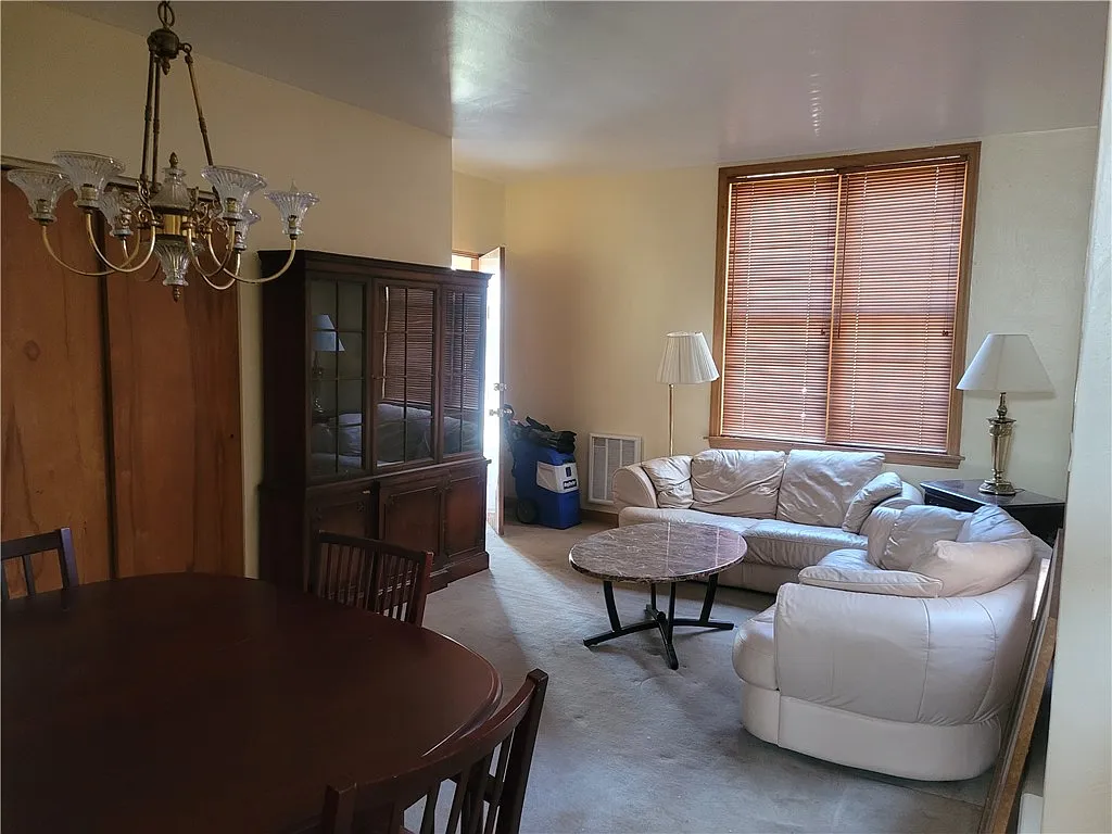 2 bed, 1.5 bath, $1,500 — Photo 3