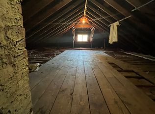 84 Perrin Ave, Pawtucket, RI 02861