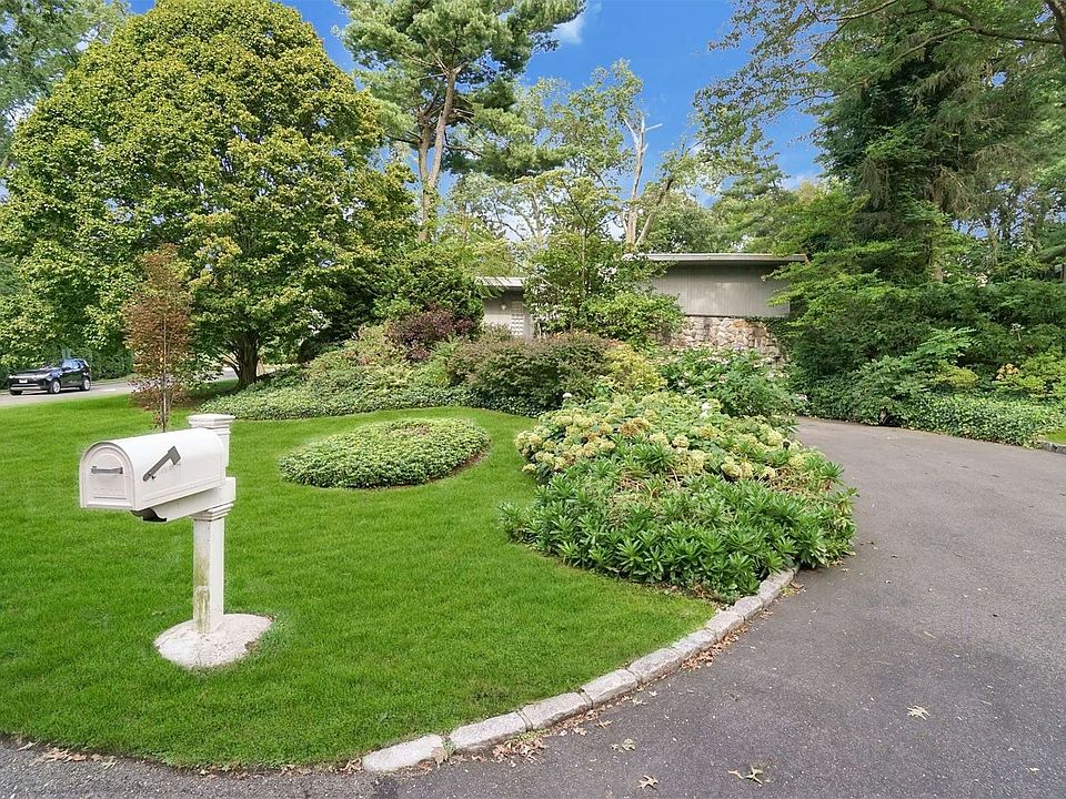 20 The Birches, Roslyn, NY 11576 Zillow