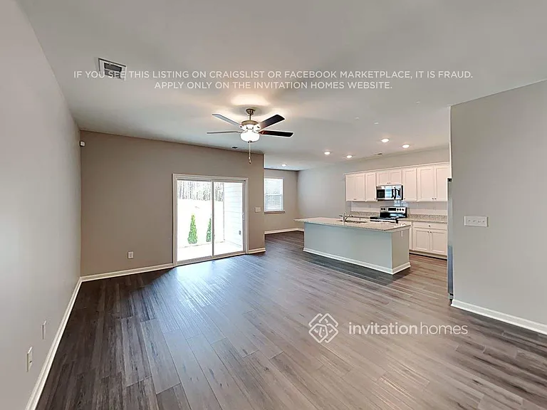 125 Webster Cir — Photo 6
