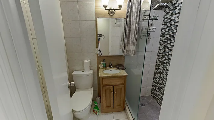 Rented by Emor Management Inc. | media 12