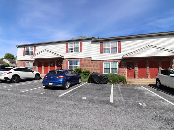 812 W Main St APT 4, Ephrata, PA 17522