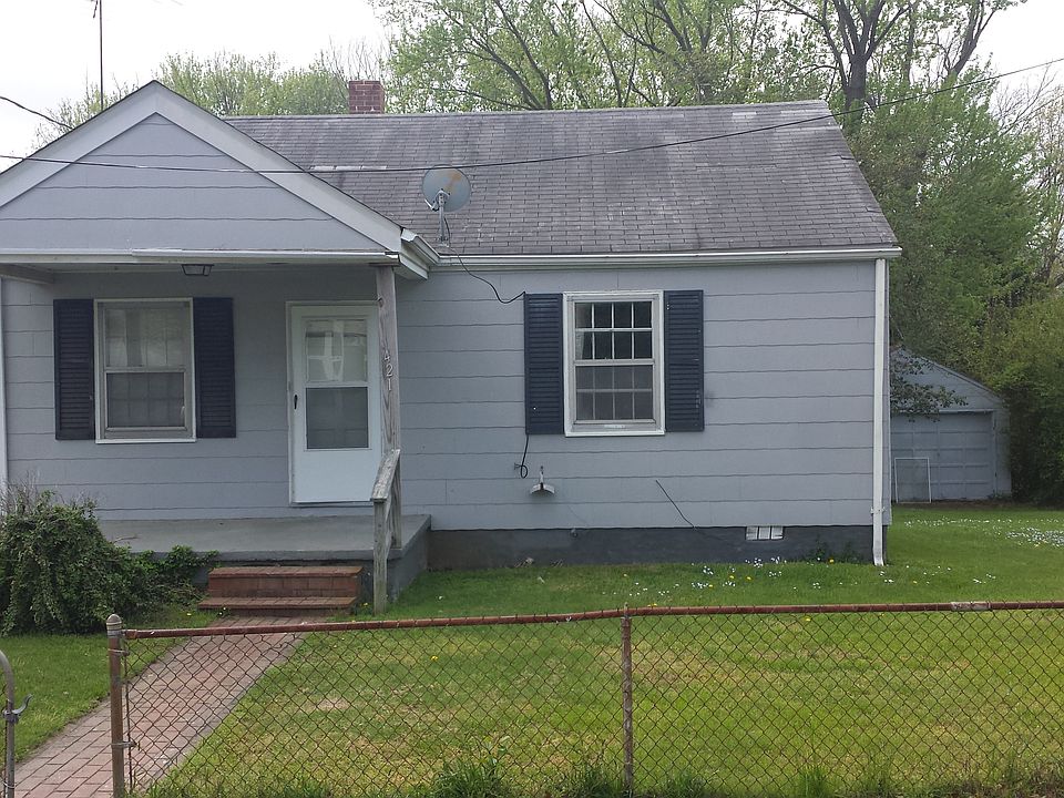 1st image of 421 Clovelly Ln