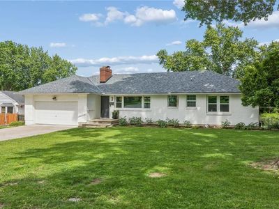 9301 Madison Ave, Kansas City, MO, 64114