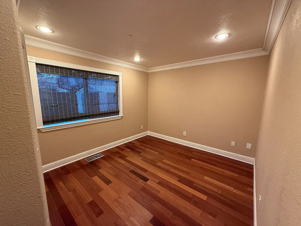 0 Quay Ln — Photo 2