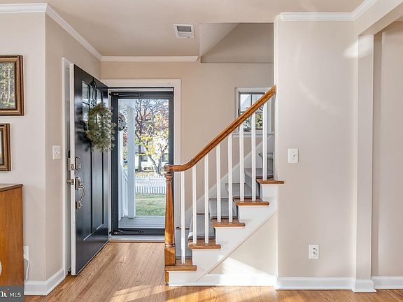 5th image of 3101 Circle Hill Rd