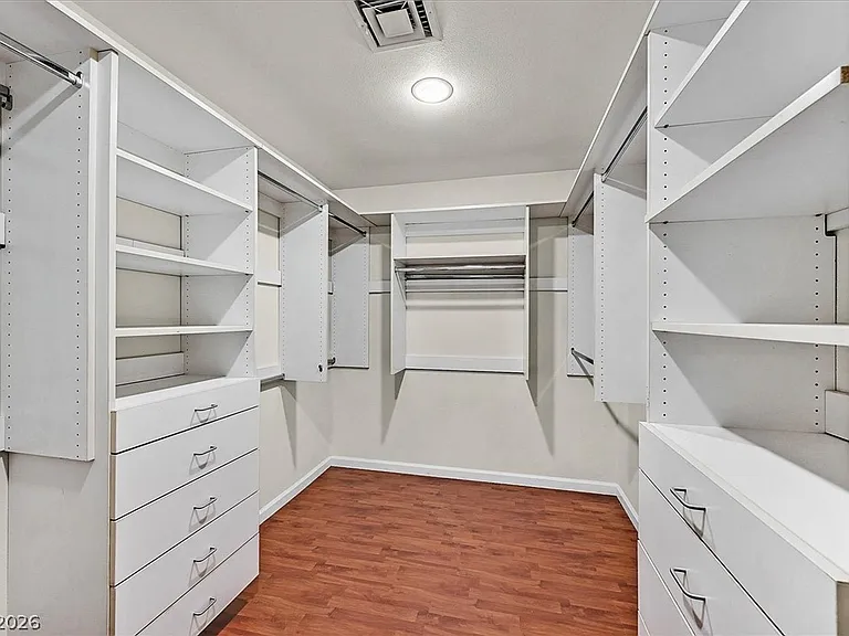 3645 Forestcrest Dr — Photo 13