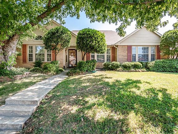2nd image of 5816 Baker Dr