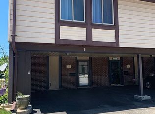 1 Cour Versaille, Palos Hills, IL