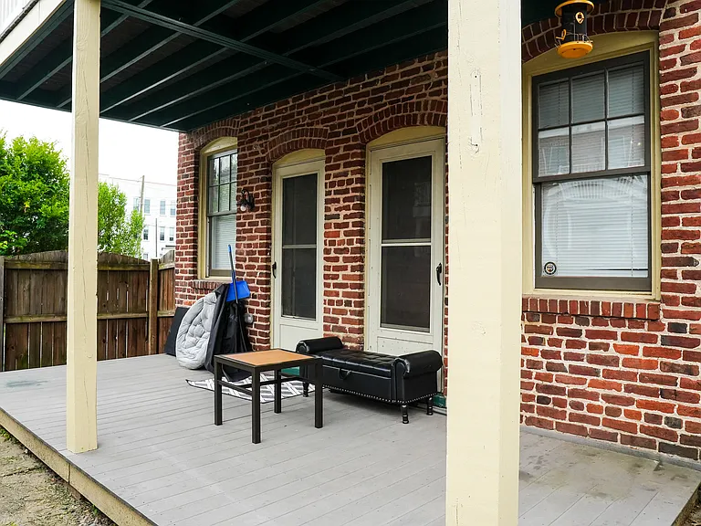 613 Price St #B — Photo 24