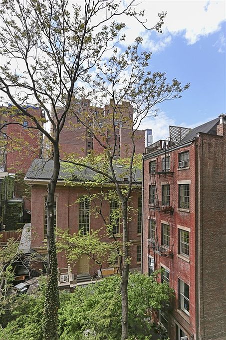 1st image of 32 Gramercy Park S APT 5E