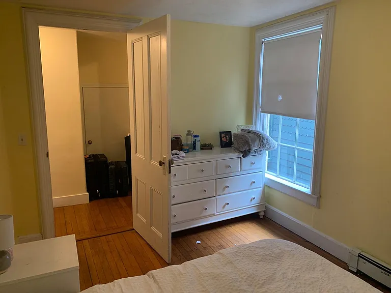 27 Young St #2 — Photo 21