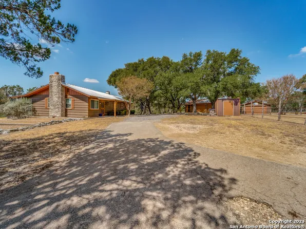 1660 McIver, Canyon Lake, TX 78133