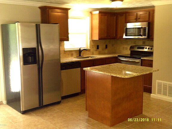 4th image of 2858 Goldenrod Cir E