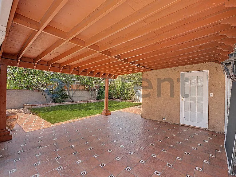 4417 Deland Ave — Photo 26