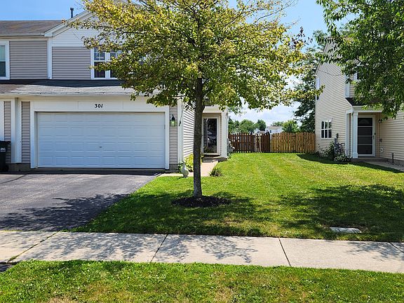 2nd image of 301 Wedgewood Cir Unit 301