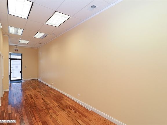 3rd image of 4607 N Elston Ave