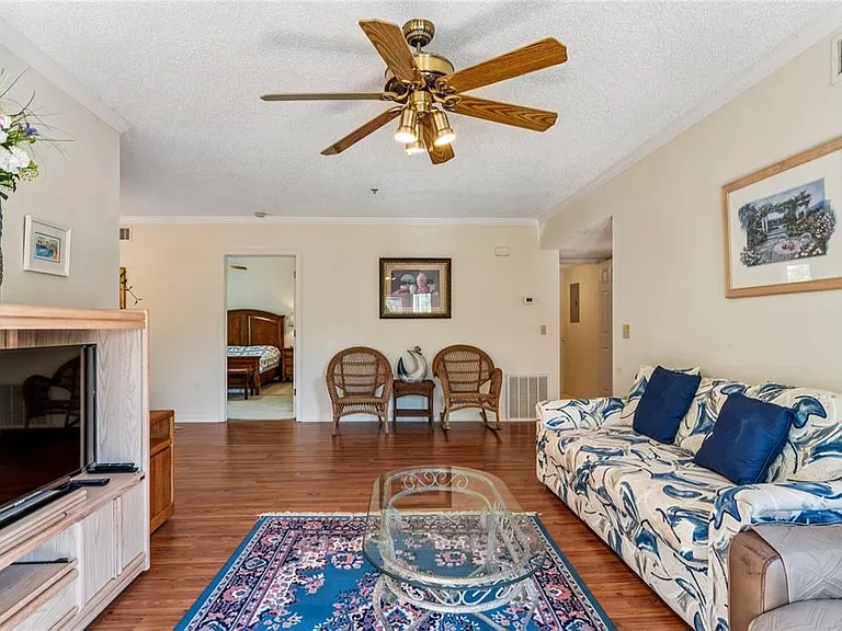 2210 Utopian Dr E #201 — Photo 10