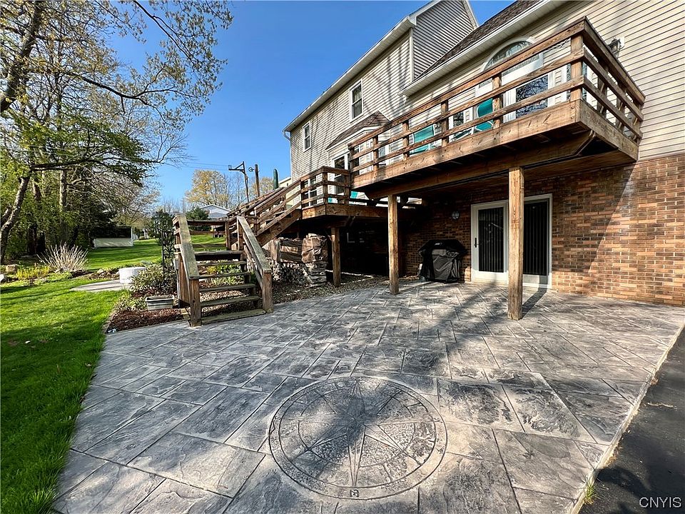 31 Brookwood Dr, Oswego, NY 13126 Zillow