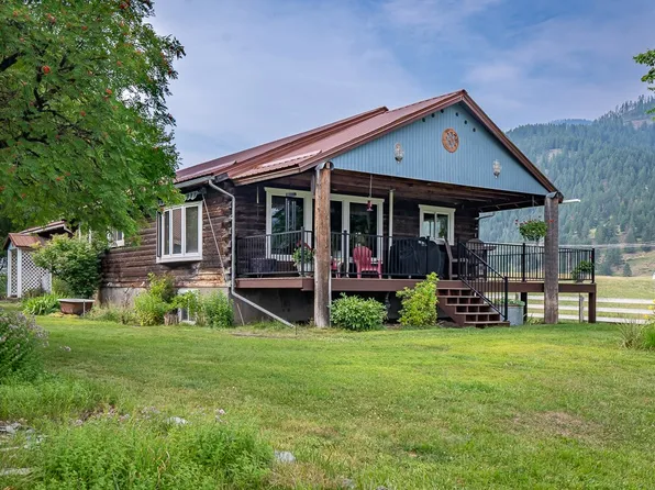 4 Courtier Rd, Thompson Falls, MT 59873