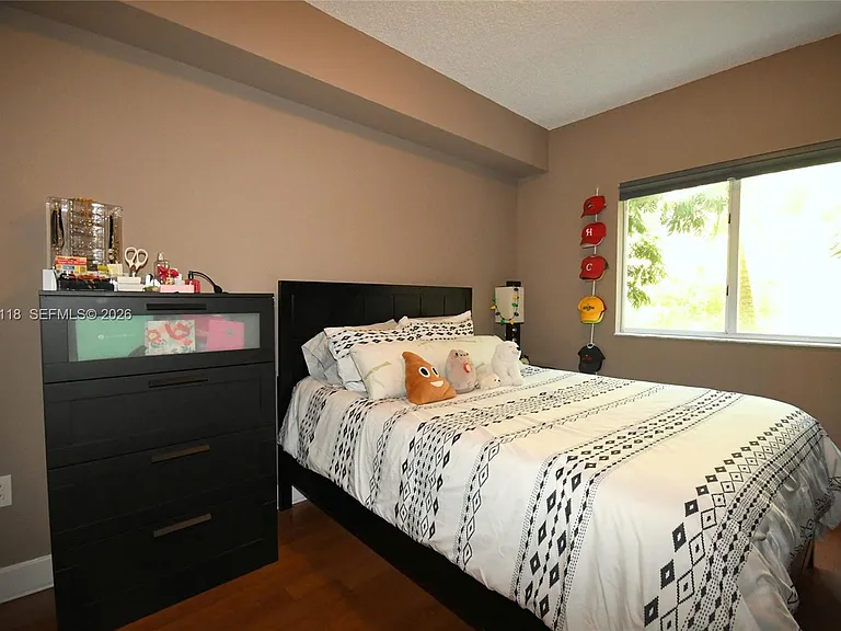 6001 SW 70th St #320 — Photo 4