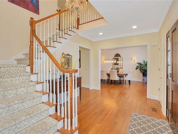 4th image of 3 Riverton Dr