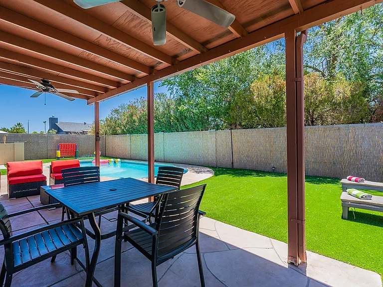 3911 W Desert Cove Ave — Photo 21