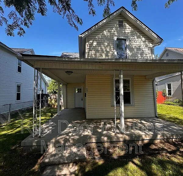 421 Washington Ave — Photo 16