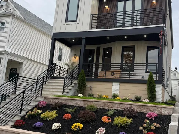 458 Lawrie St, Perth Amboy, NJ 08861