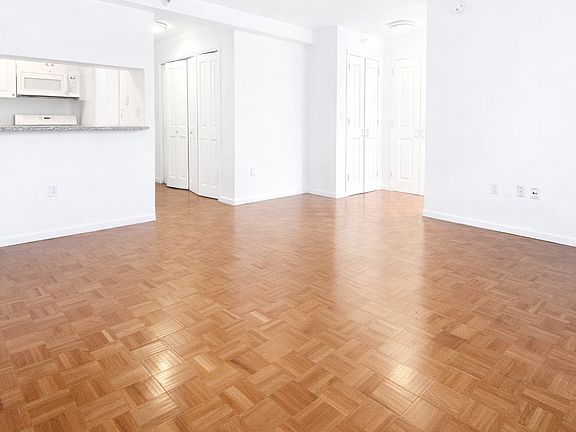 4th image of 350 W 43rd St APT 2C