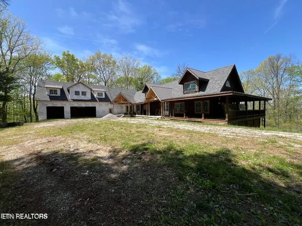 1631 Grave Hill Rd, Oneida, TN 37841