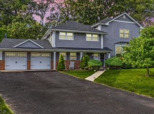 15 Cayuga Ct, Springfield, NJ 07081