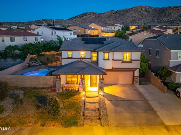 2322 Carolyn Dr, Palmdale, CA 93551