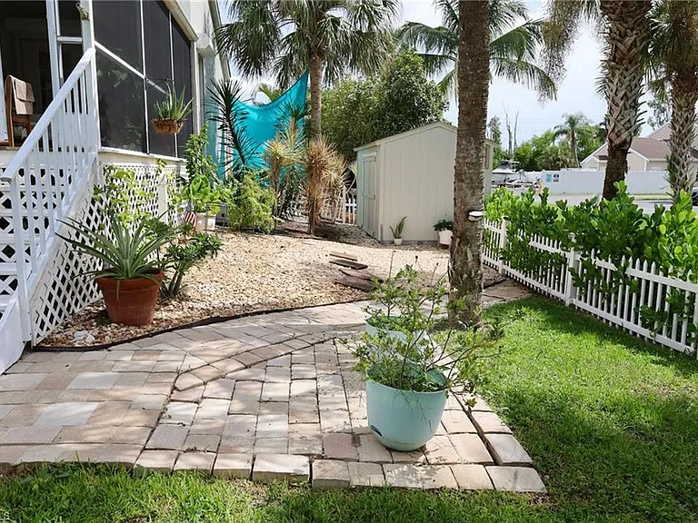 6123 Montego Bay Loop — Photo 23