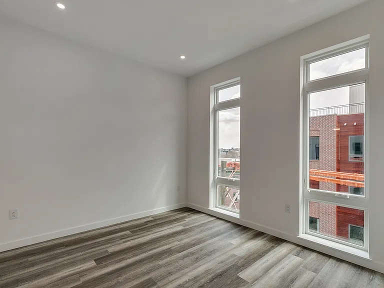 Liberty Park Place — Photo 32