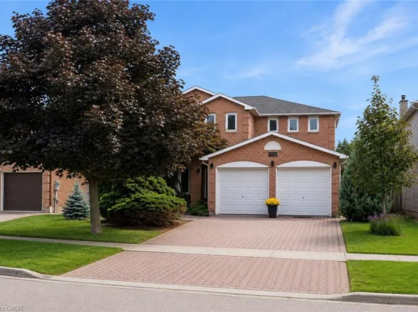 419 Parklane Rd, Oakville, ON L6H 4J6