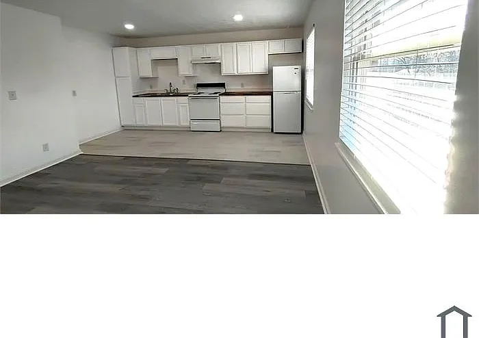 6514 Hackel Dr #6 — Photo 5