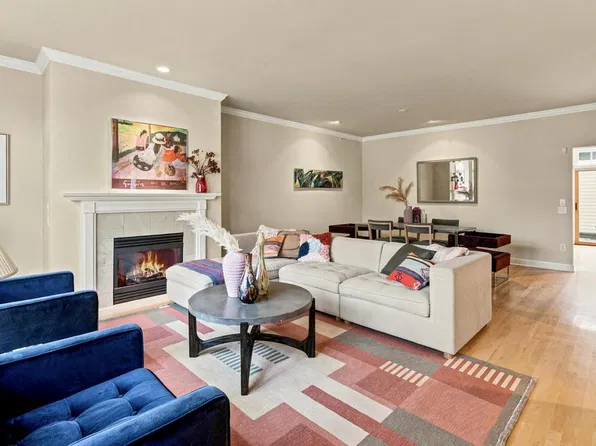 2201 E Stratford COURT #C, Shorewood, WI 53211