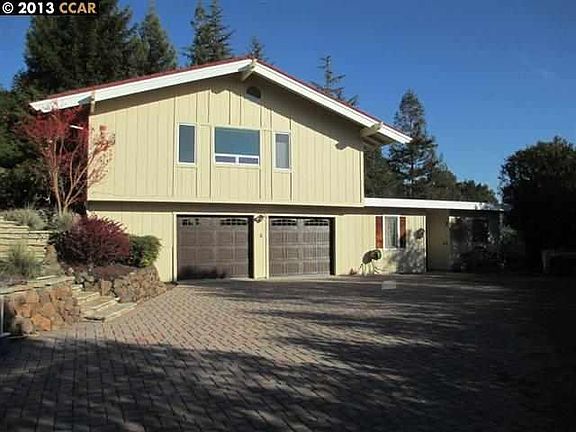 2nd image of 8 Warfield Dr