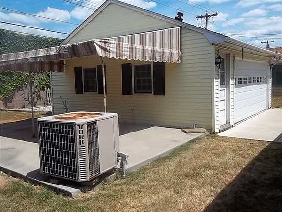 5th image of 209 Cresthill Ave
