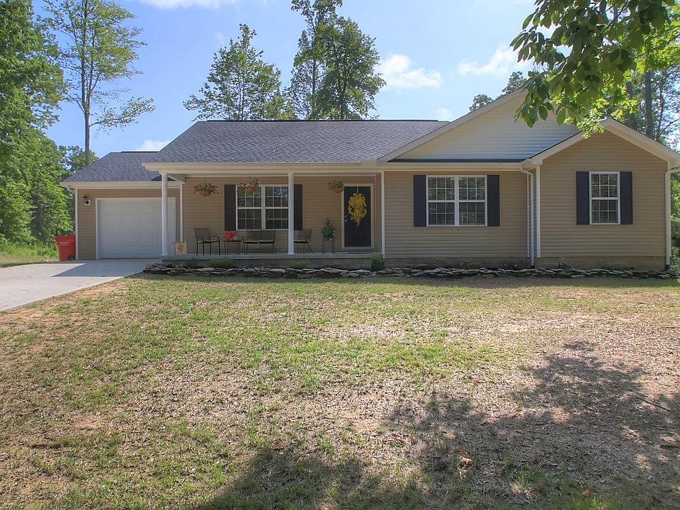 1st image of 458 Aspen Dr