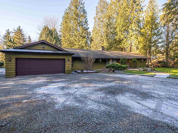 2nd image of 12795 Fern Cres