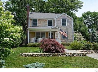 5 Silver Spring Park Rd, Ridgefield, CT 06877