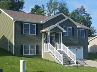 13 Founders Way, Morgantown, WV 26508